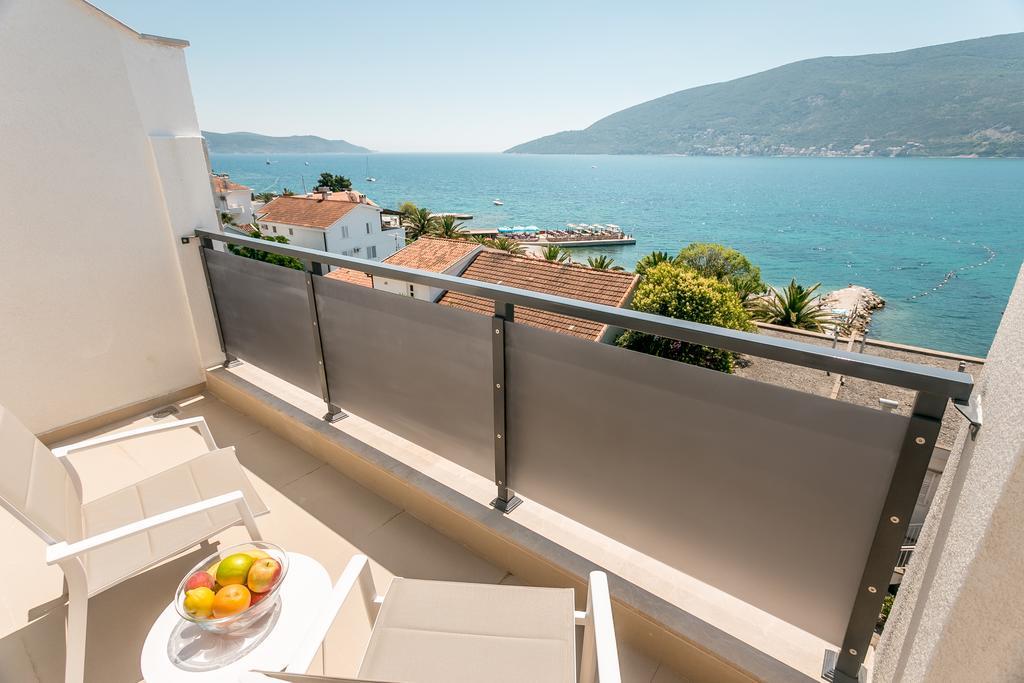 Athos Apartments Herceg Novi Bagian luar foto