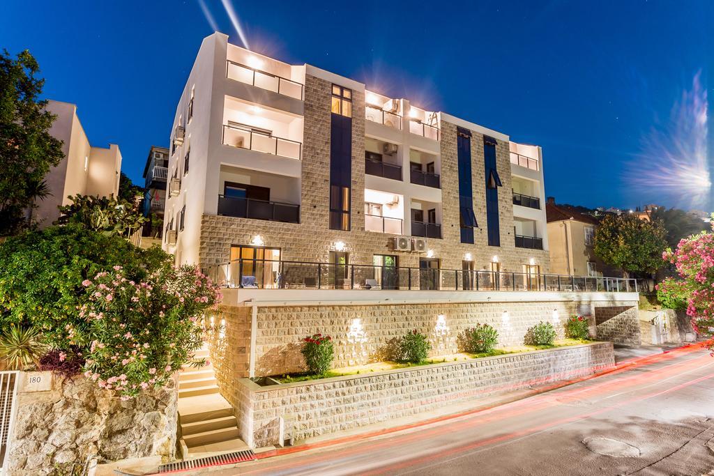 Athos Apartments Herceg Novi Bagian luar foto